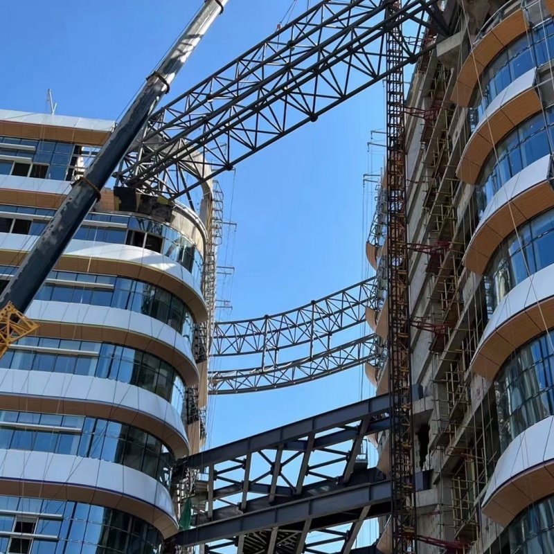 Στέγη ζευκτών από χάλυβα